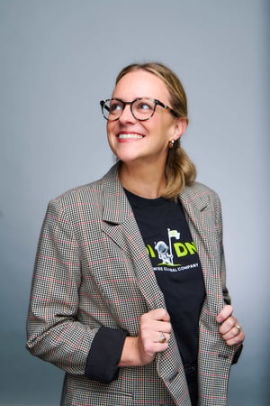 ROI-DNA_Liz McComas Headshot